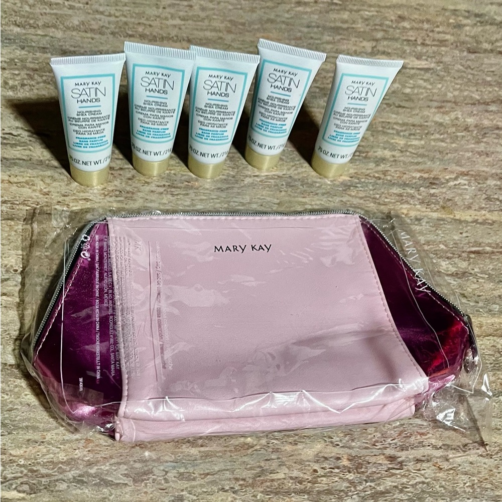 Mary Kay Satin Hands Pampering Set - Pink
